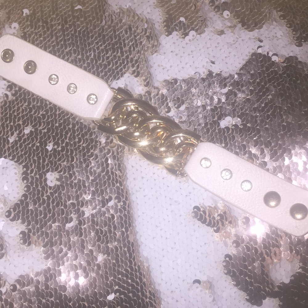 White link bracelet